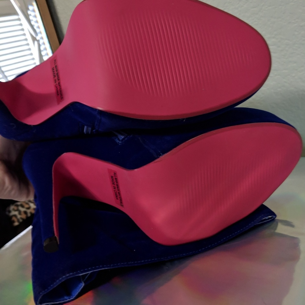 Red bottom boots - Picture 5 of 7